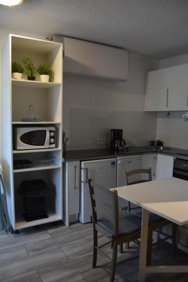 Studio Marmotte: Renovated Val Soleil Residence with Balcony and Free Parking Font-Romeu-Odeillo-Via Exterior photo