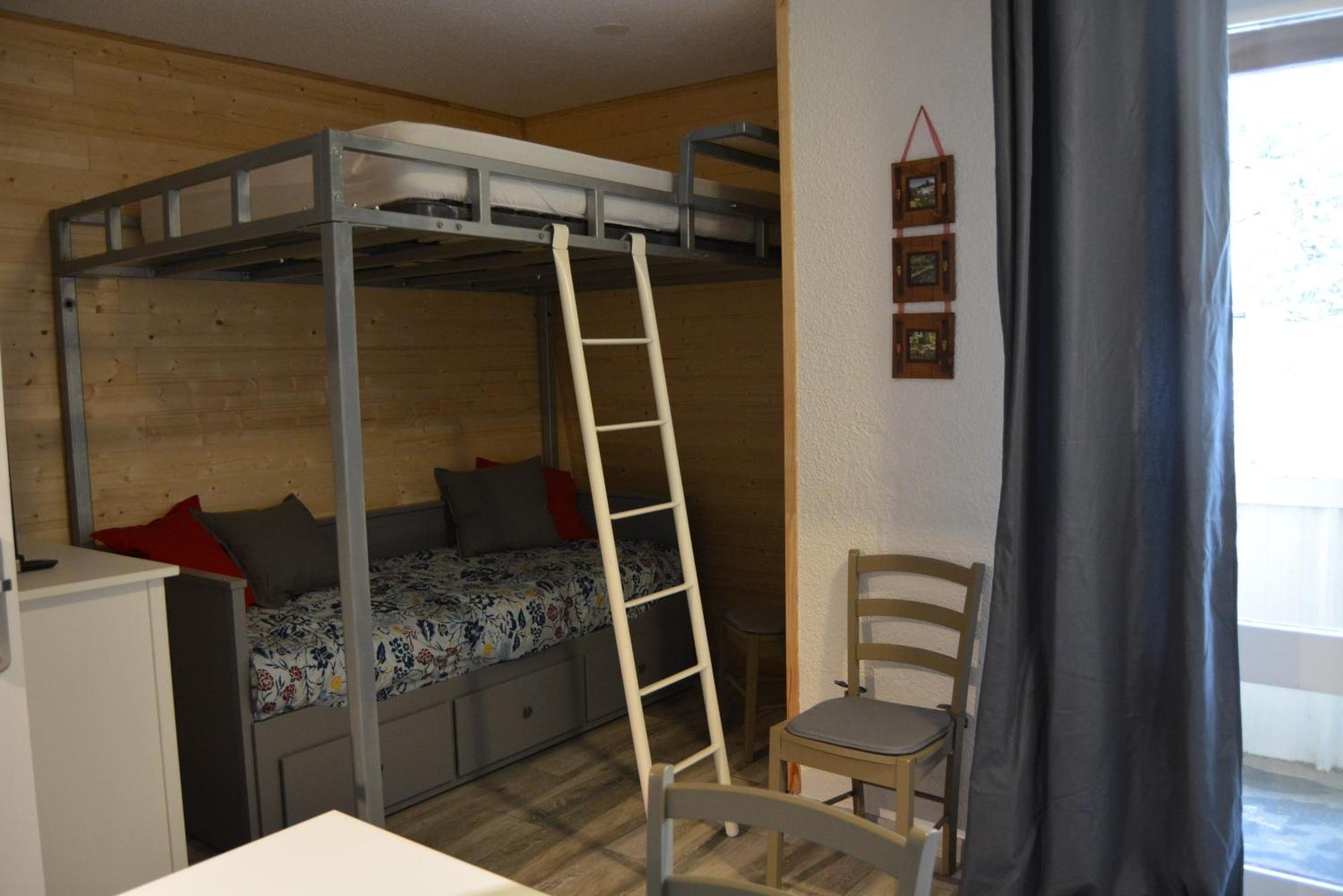 Studio Marmotte: Renovated Val Soleil Residence with Balcony and Free Parking Font-Romeu-Odeillo-Via Exterior photo